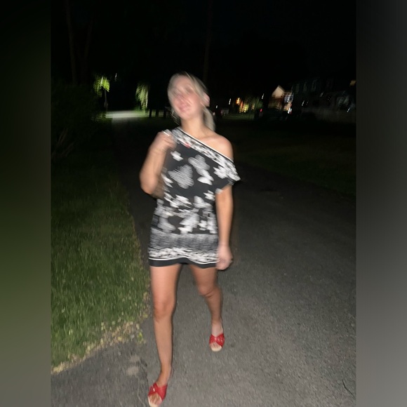 Meet your Posher, Victoria - Picture 2 of 5